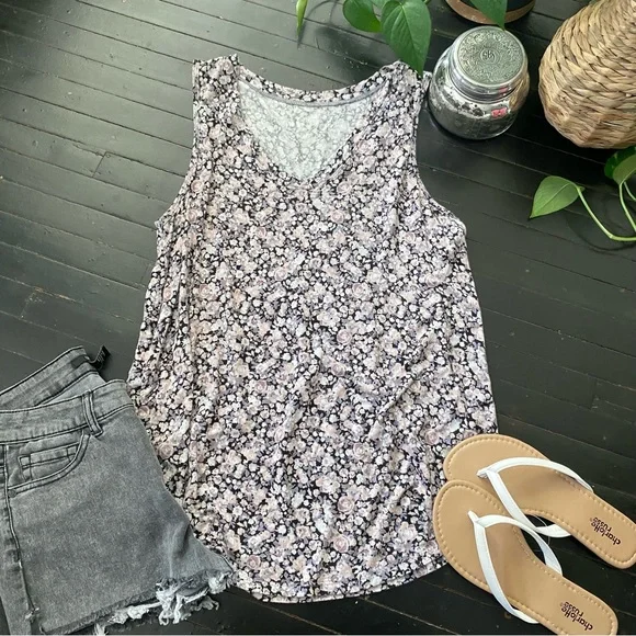 Maurices 24/7 Pastel Flawless Floral V Neck Tank Top - Picture 9 of 9